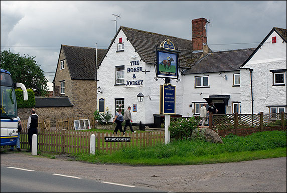 Off to a buffet lunch at The Horse & Jockey